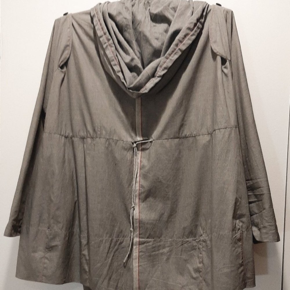 MARITHE+FRANCOIS GIRBAUD | Unique, Lightweight Ja… - image 7